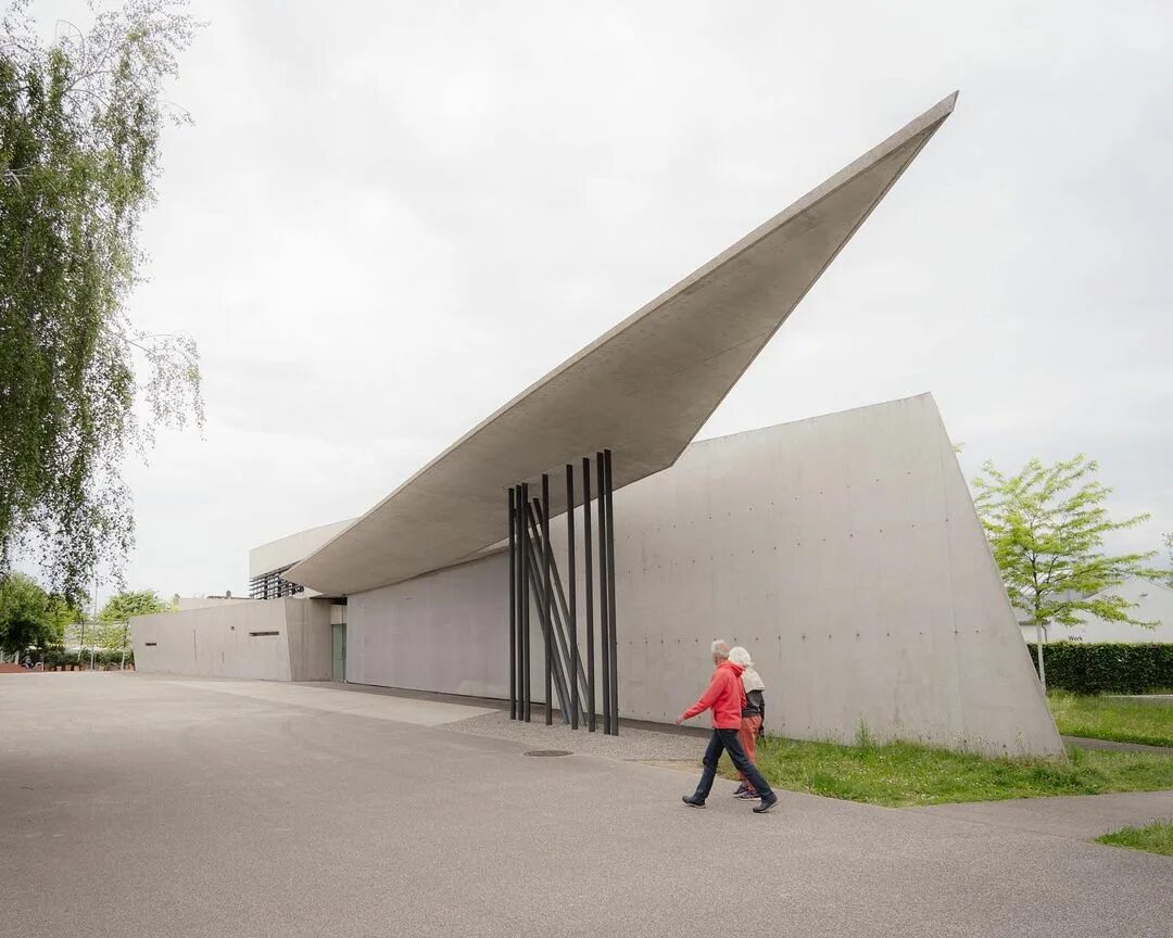 Vitra fire station by zaha hadid architects, 1993