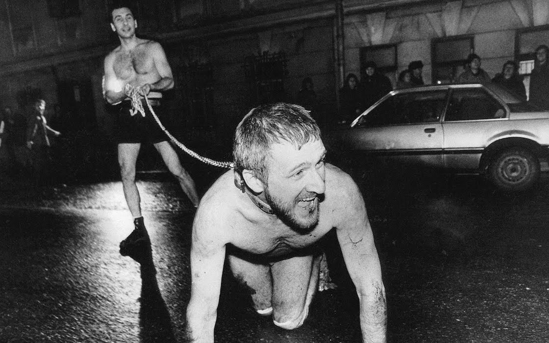 Олег Кулик - биография художника и его самые известные работы